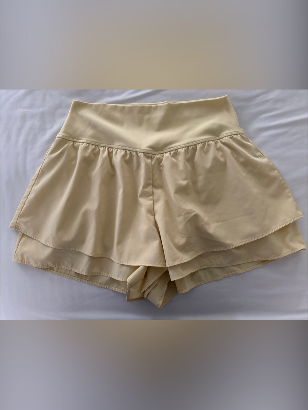 Yellow Yogalicious lightstreme flirty 2 in 1 short